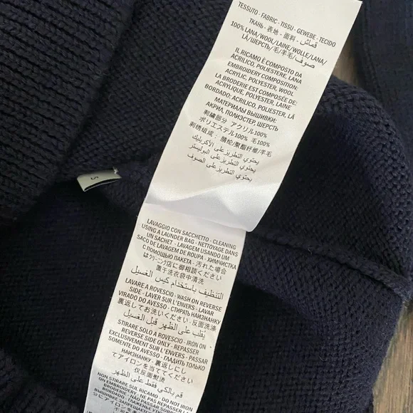 Gucci Sweater - Picture 5 of 6